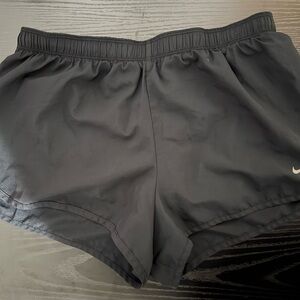 Nike Black Athletic Shorts Lightweight Design
